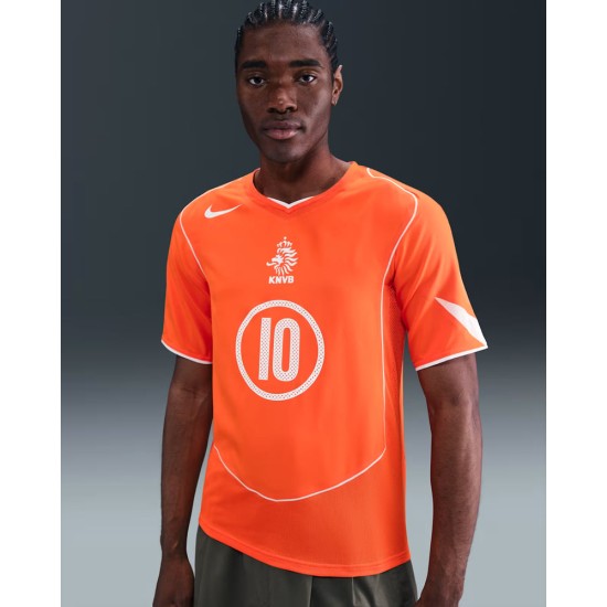 Women's Netherlands 2004 T90 Remake Shirt - V.NISTELROOY #10