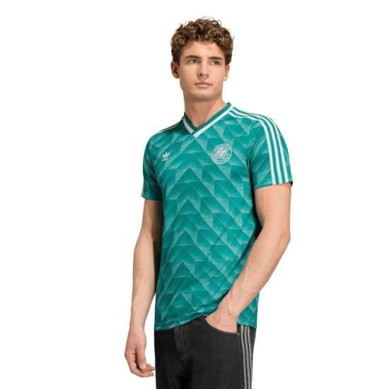 Kid's Germany 1990 Away Retro Shirt Kid's Germany 1990 Away Retro Shirt