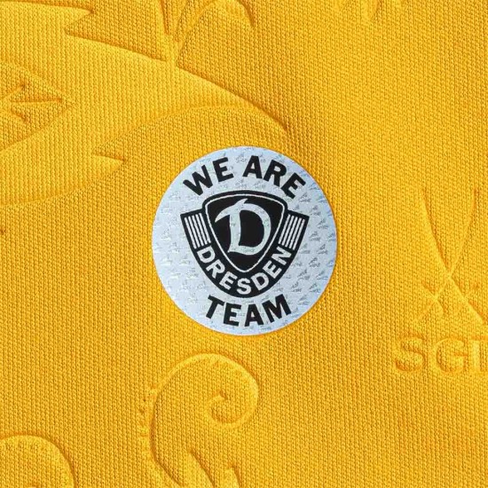 Women's Dynamo Dresden 2025/26 Home Long Sleeve Shirt Women's Dynamo Dresden 2025/26 Home Long Sleeve Shirt