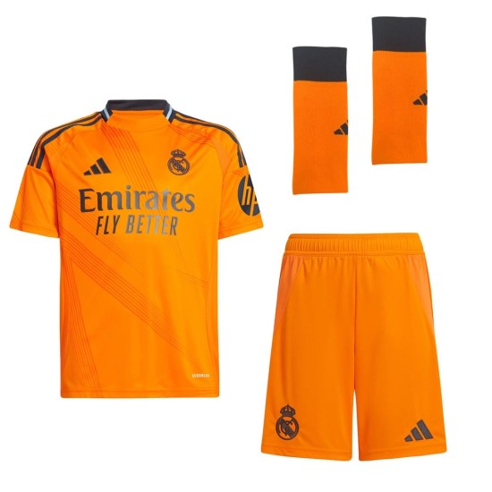 Kid's Real Madrid 2024/25 Away Kit Kid's Real Madrid 2024/25 Away Kit