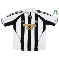 Men's Newcastle United 2005/07 Home Retro Shirt